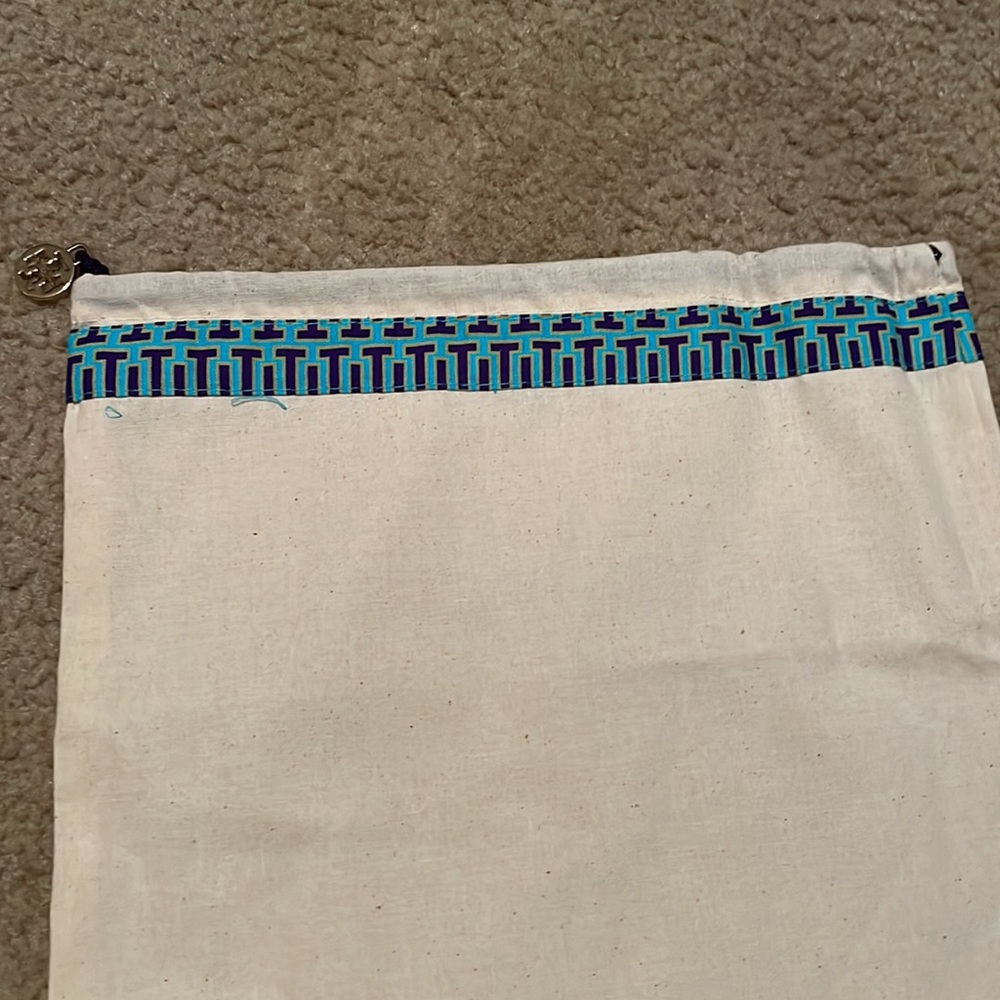 πTORY BURCH DUST BAG NEW! π - Picture 2 of 5